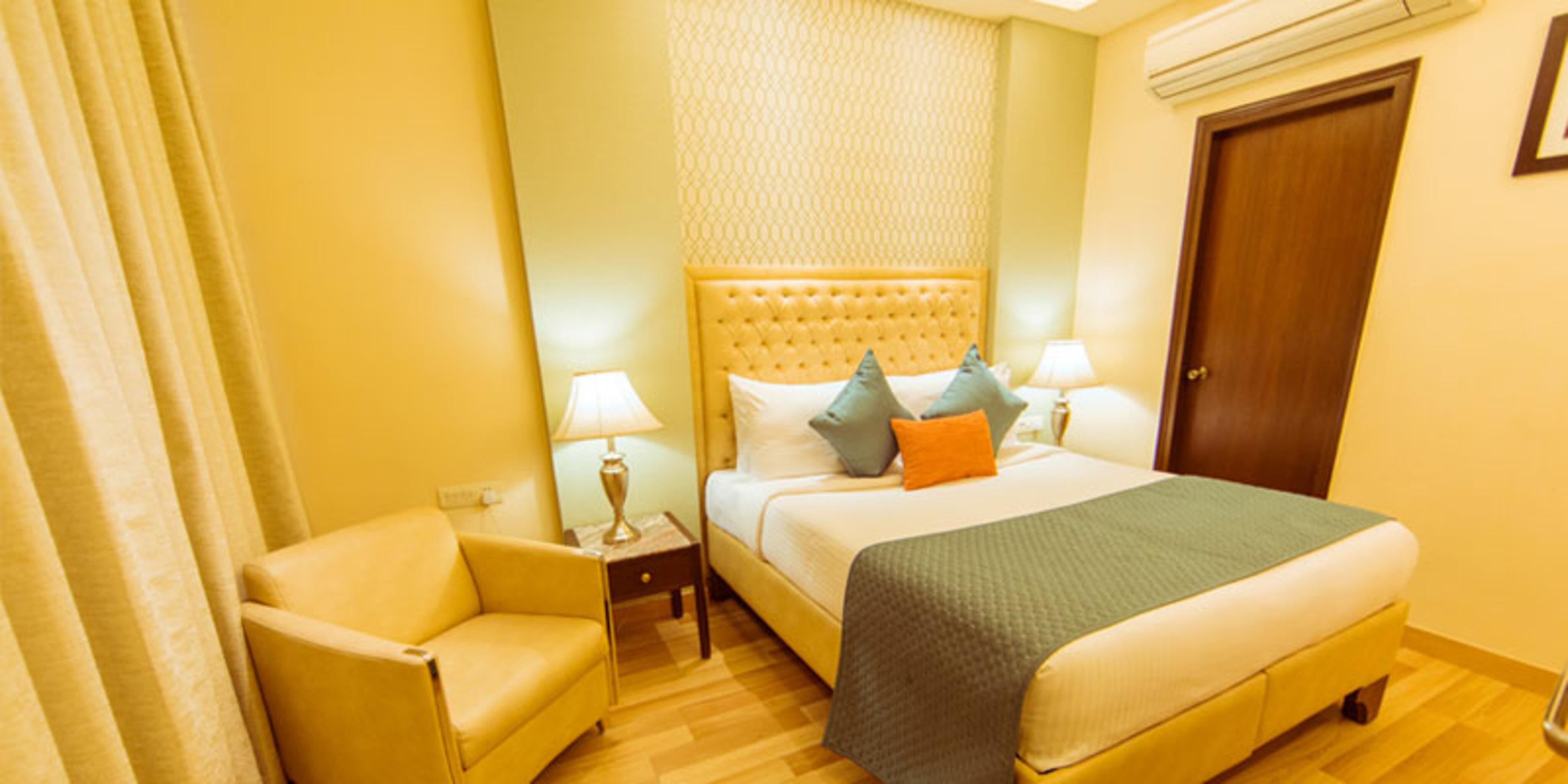 Clark International Otel Delhi  Dış mekan fotoğraf